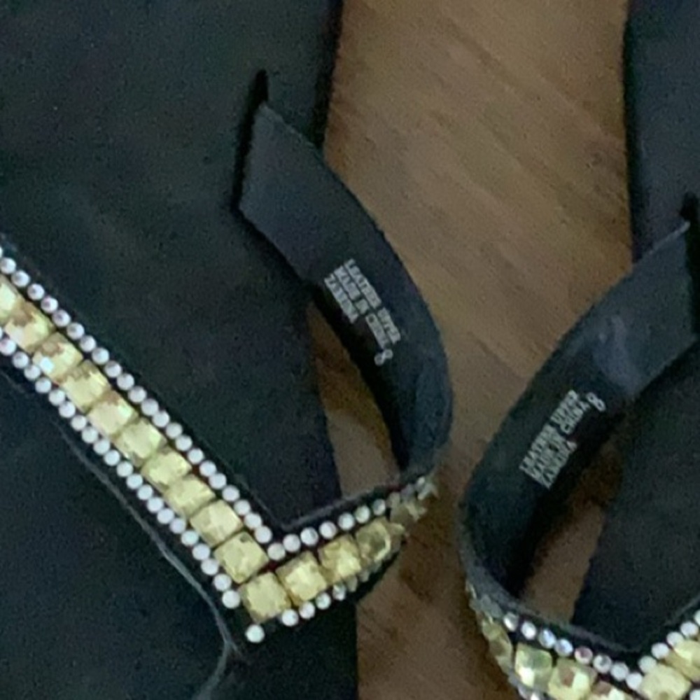 YELLOW BOX SLIP ONS